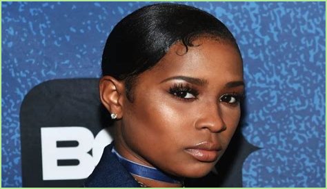 Is Dej Loaf G@y? Exposing The Truth Behind Her S*xual Orientation!